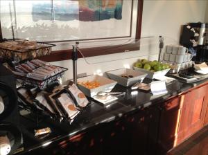 CLT Concourse B Food Options