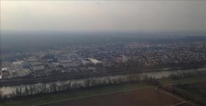 I prefer Munich, but, hey I'm going going to be here for a few hours anyway.